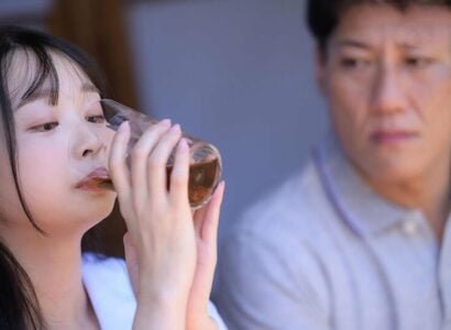 Thường xuyên sử dụng thuốc kích thích để có quan hệ tình dục với cháu gái