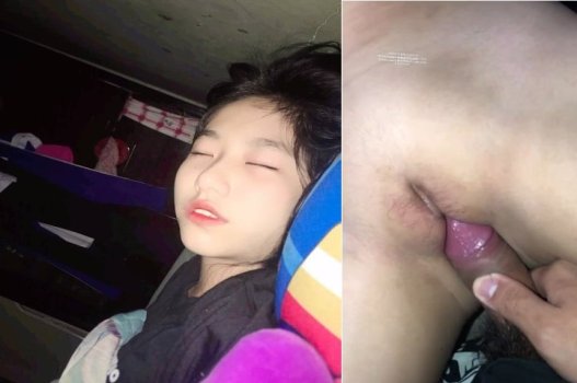 Chăm sóc mật vụ vào bướm non đang nằm trưa