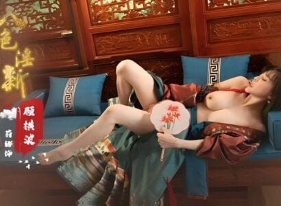 Thúy Kiều bị Hoàng Thượng 