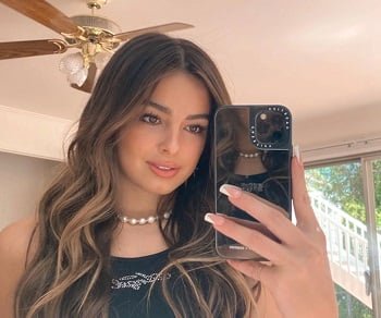 Kỹ thuật nhát chym thần thánh với trái tim của chàng trai của Addison Rae